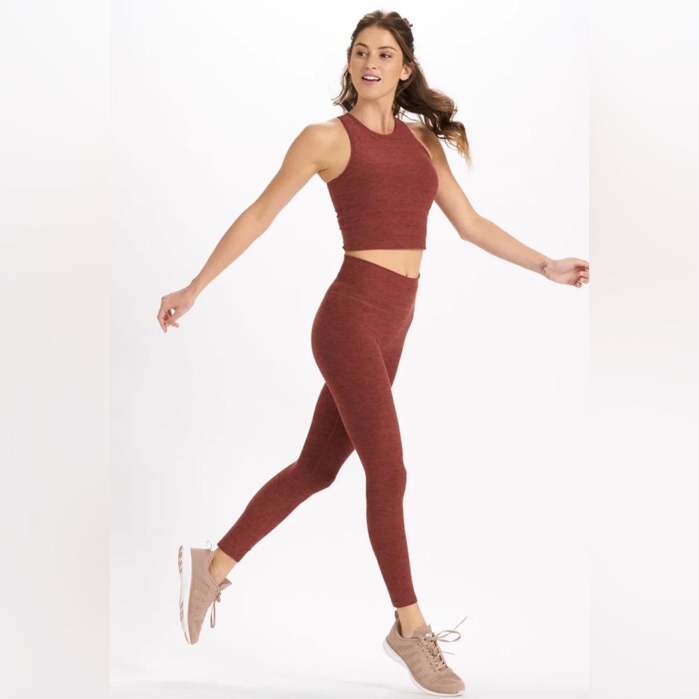 VUORI Clean Elevation Leggings in Brick Heather